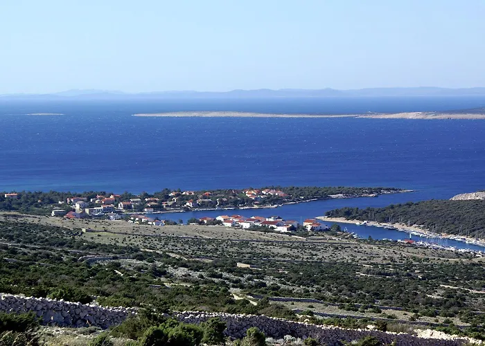 Feriehus House With A Parking Space Simuni, Pag - 22608 Kolan
