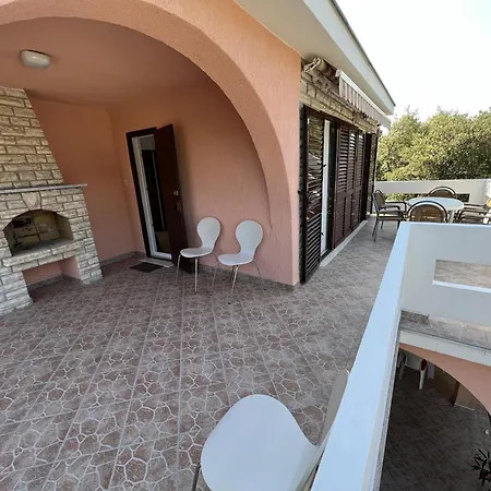 House With A Parking Space Simuni, Pag - 22608 * Kolan